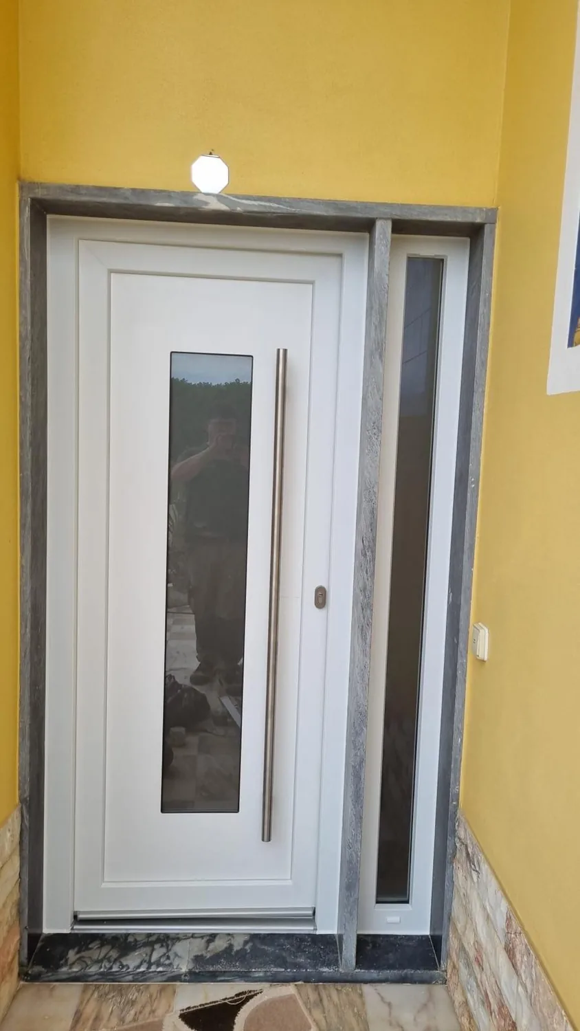 Renovação de Portas em PVC numa Moradia